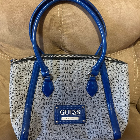 Guess Handbag - Picture 1 of 6
